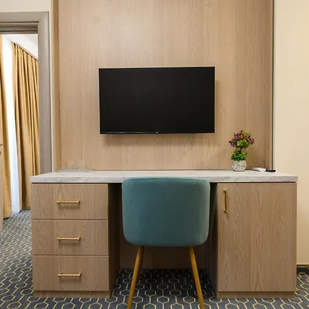 Otel Letos Mamaia Nord 3*